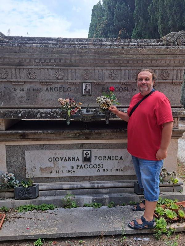 Tomba Angelo Paccosi